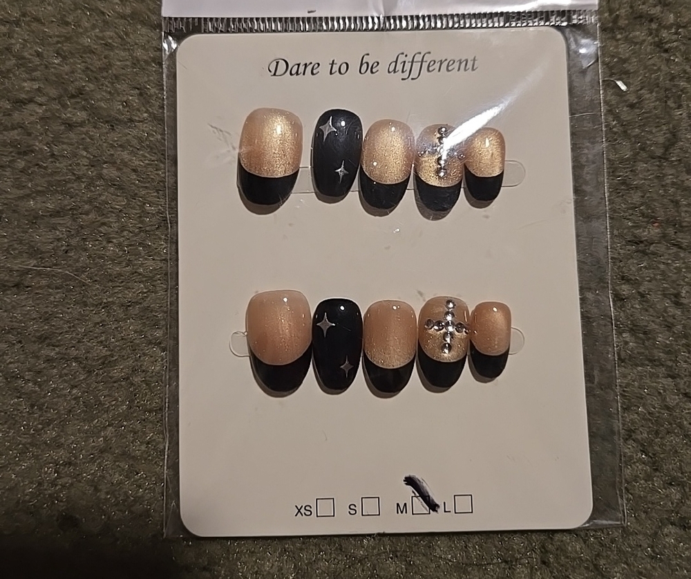 Gold and Black Star Accent Press-On Nails